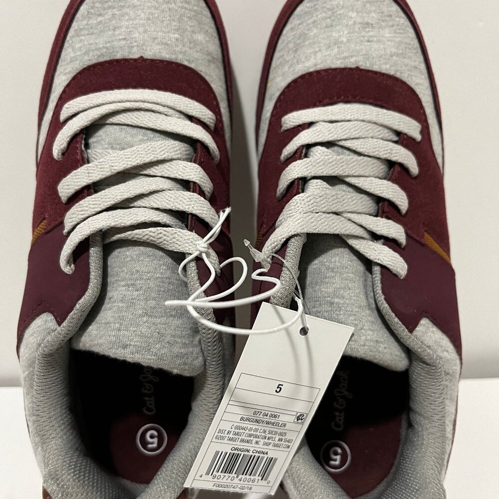 Cat & Jack Boy's Wheeler Jogger Sneakers Size # 5 NWT!!